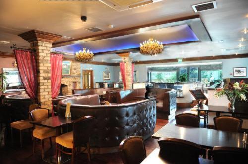 Dalys Inn Donore  Екстериор снимка