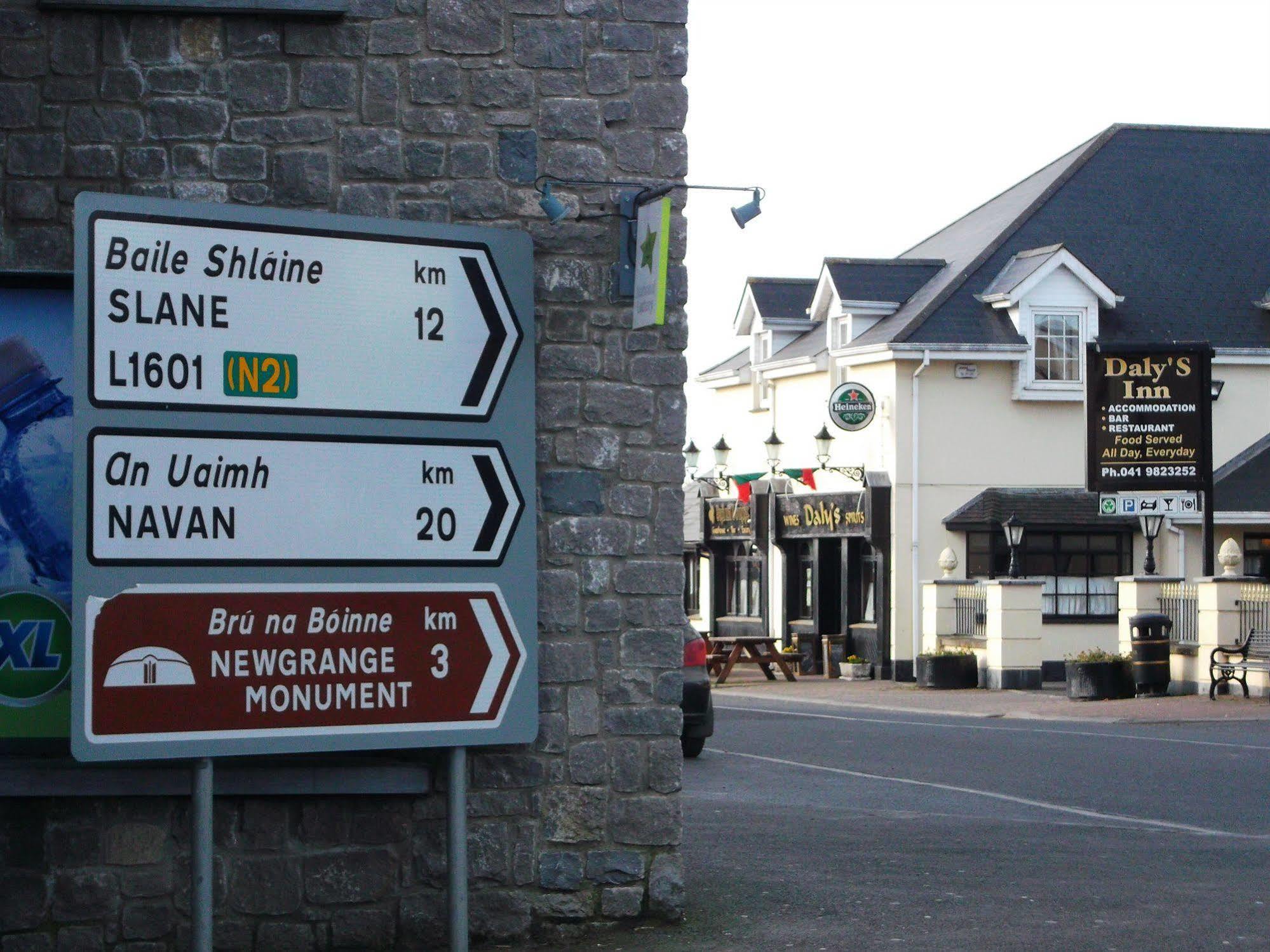 Dalys Inn Donore  Екстериор снимка